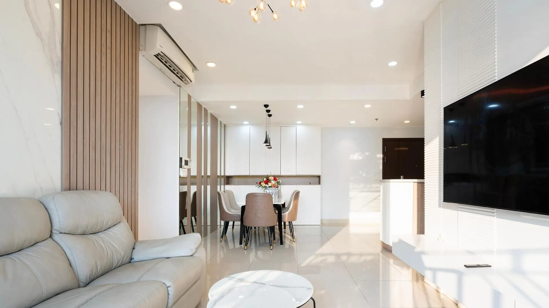 Double E Saigon Apartment In Rivergate Building Ho-Chi-Minh-Stadt