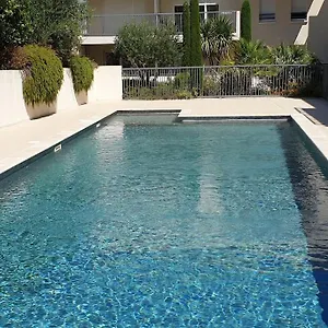  Appartement 2 Pers, Terrasse, Piscine, Parking France