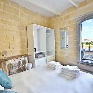 Eight Point Living Br6 Birgu