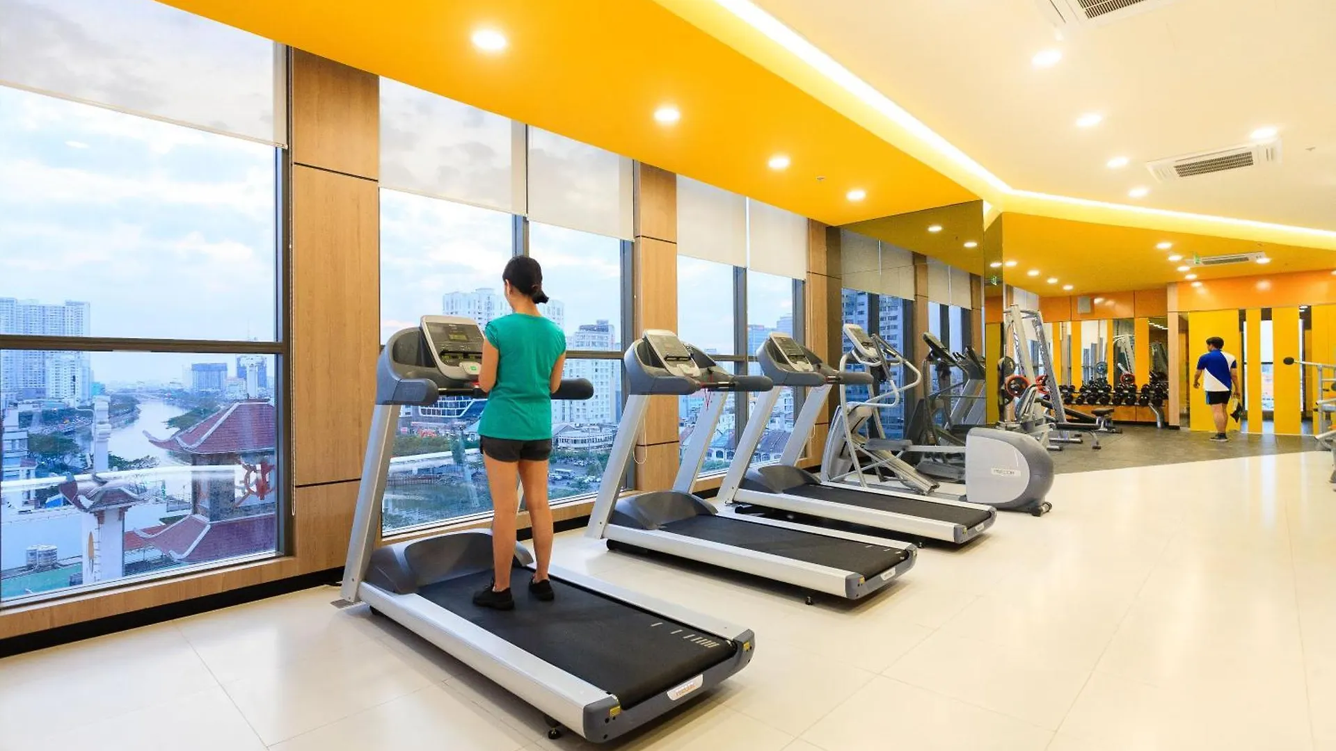 Double E Saigon Apartment In Rivergate Building 호치민