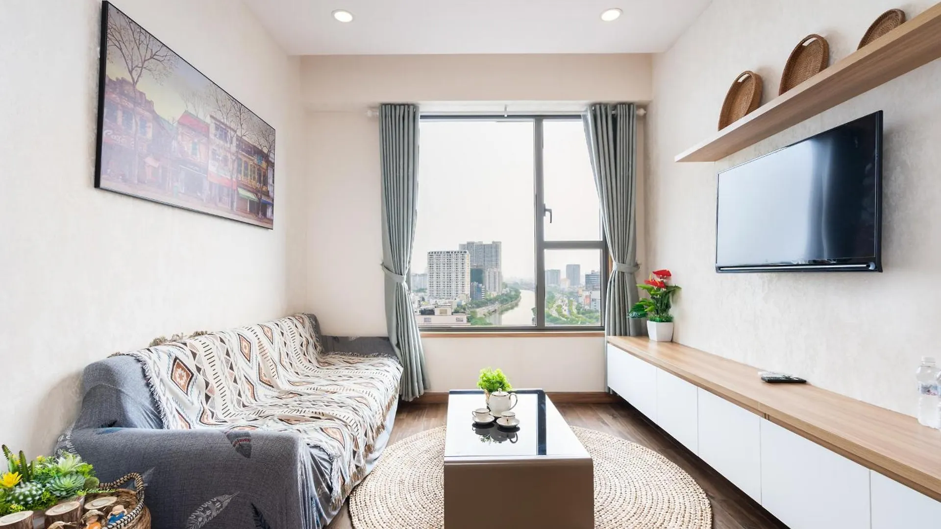 Double E Saigon Apartment In Rivergate Building 호치민
