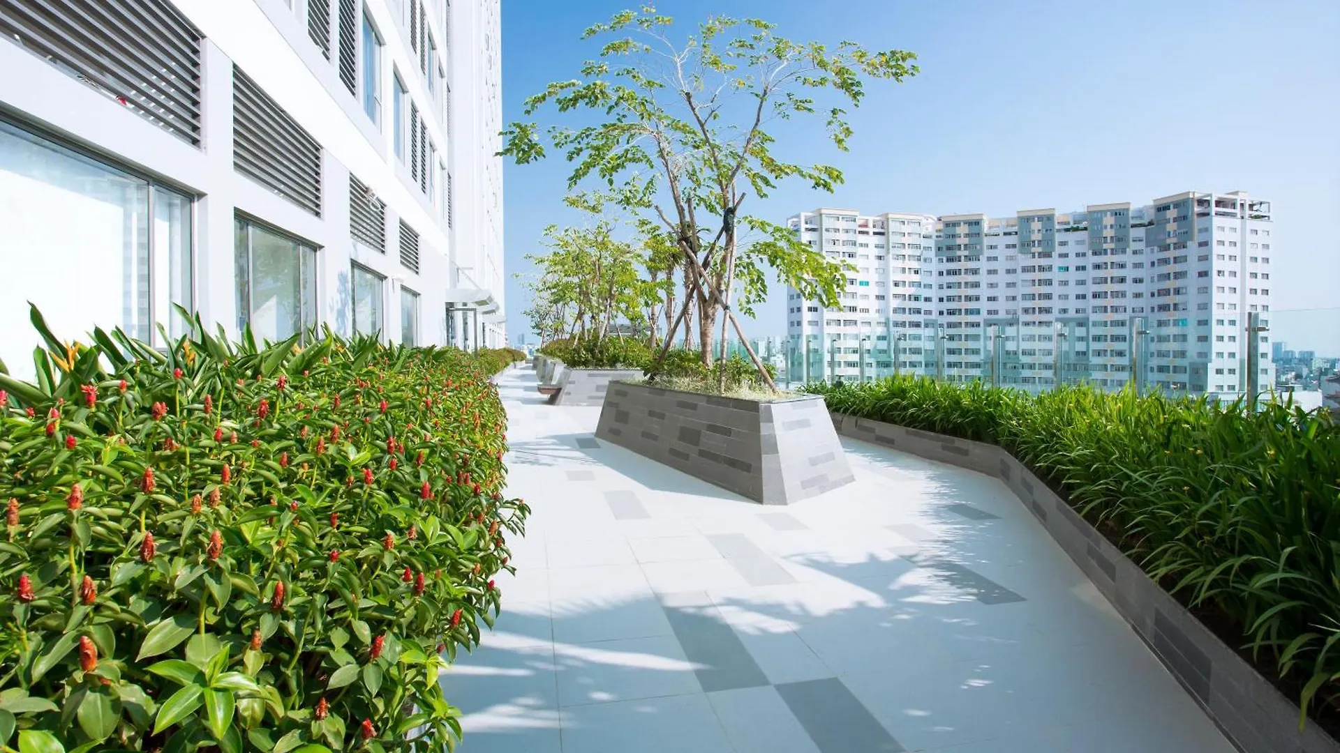 Double E Saigon Apartment In Rivergate Building 호치민