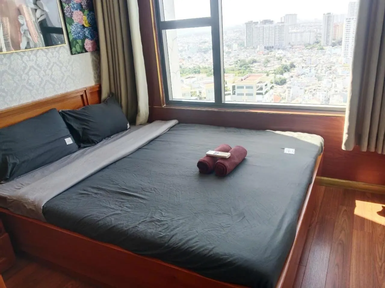 Double E Saigon Apartment In Rivergate Building 호치민