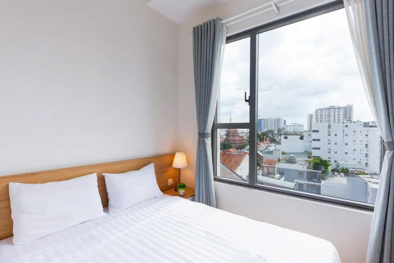 Double E Saigon Apartment In Rivergate Building 호치민