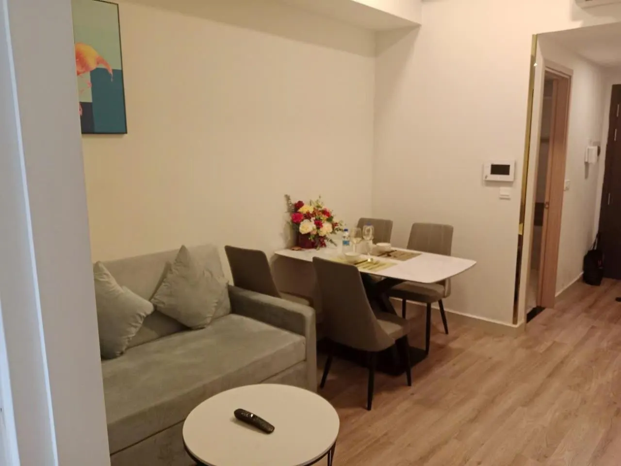 Double E Saigon Apartment In Rivergate Building 호치민